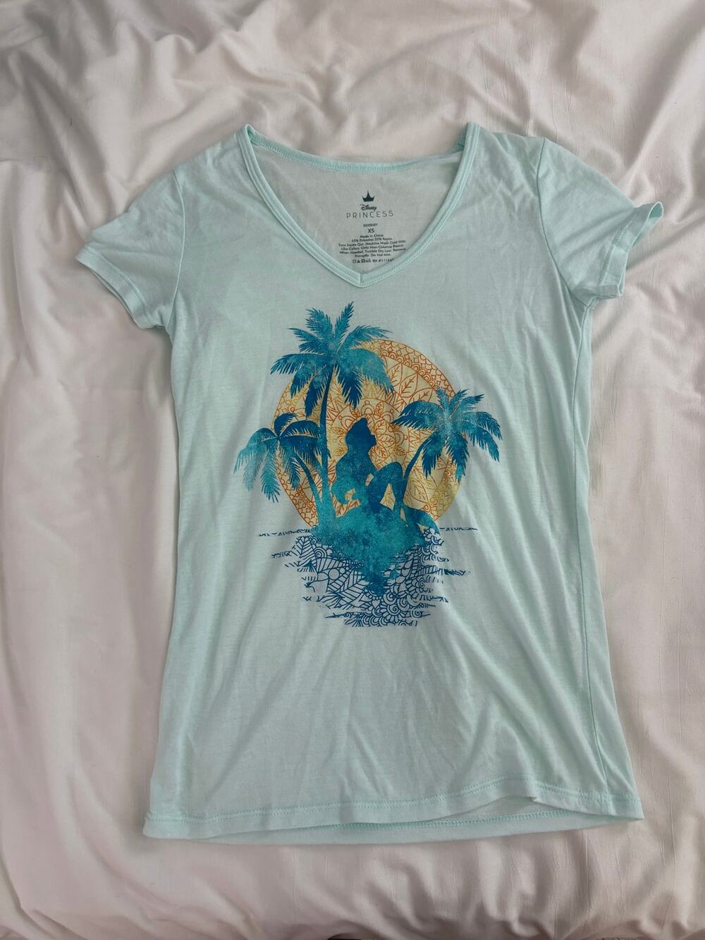 Disney Princess Ariel Tropical Graphic V-Neck T-Shirt Size XS